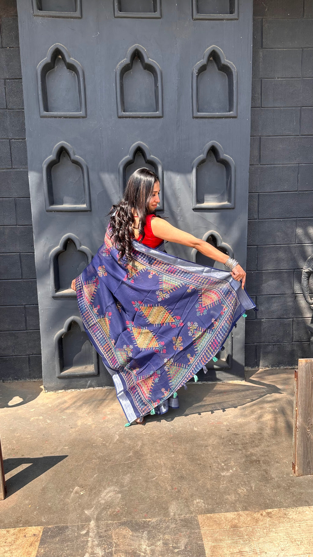 Temple Thread Work | Linen Cotton Dark Blue Saree
