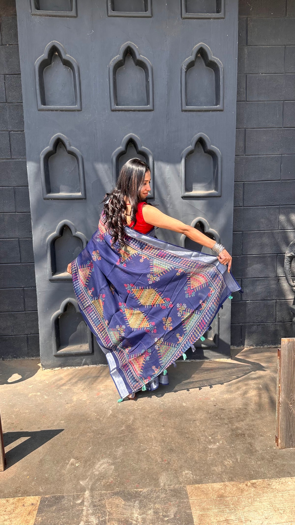 Temple Thread Work | Linen Cotton Dark Blue Saree