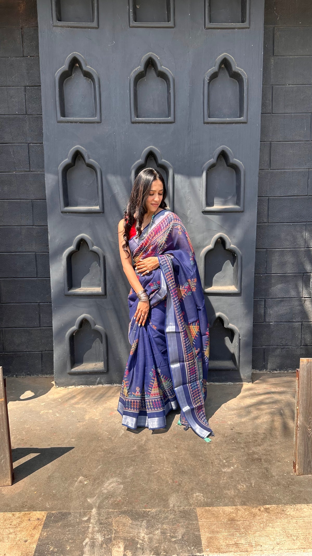 Temple Thread Work | Linen Cotton Dark Blue Saree