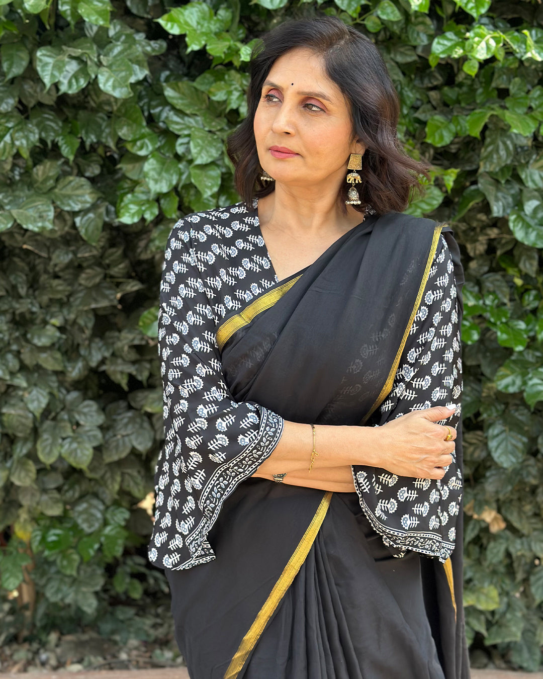 Soumya Gold | Plain Mul Cotton Saree with Gold Border