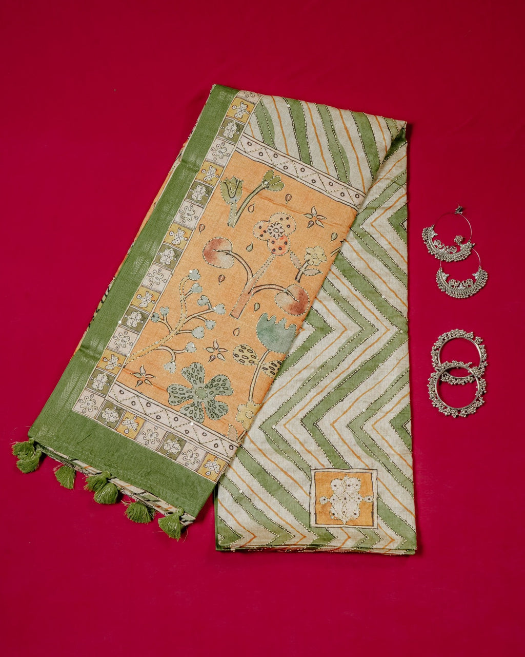 Kaatha Wavy | Tissue Cotton Green Saree